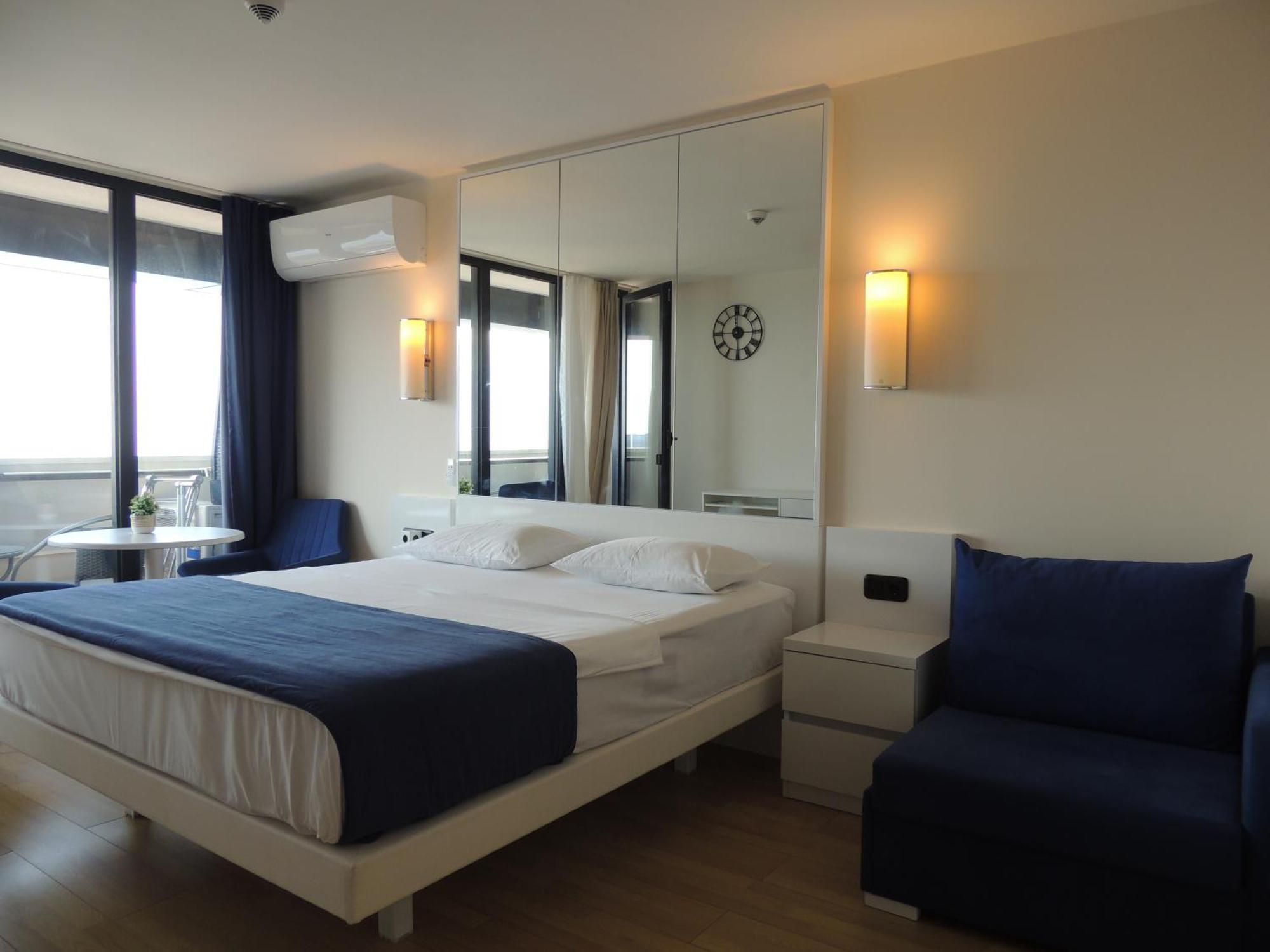 Orbi City Apartments On The Beach Batumi Eksteriør billede